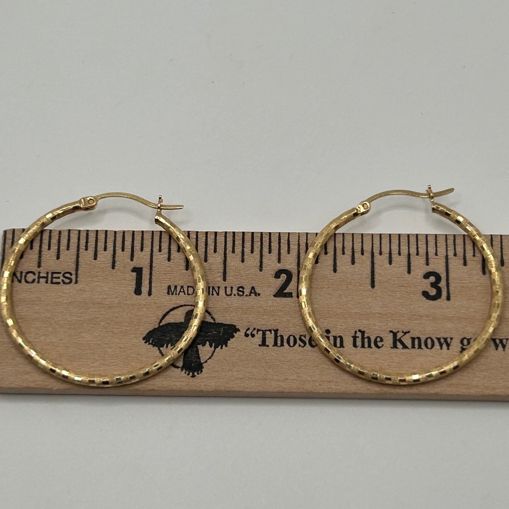NWT 14k Solid Gold Hoop Die Cut Earrings - Picture 9 of 12